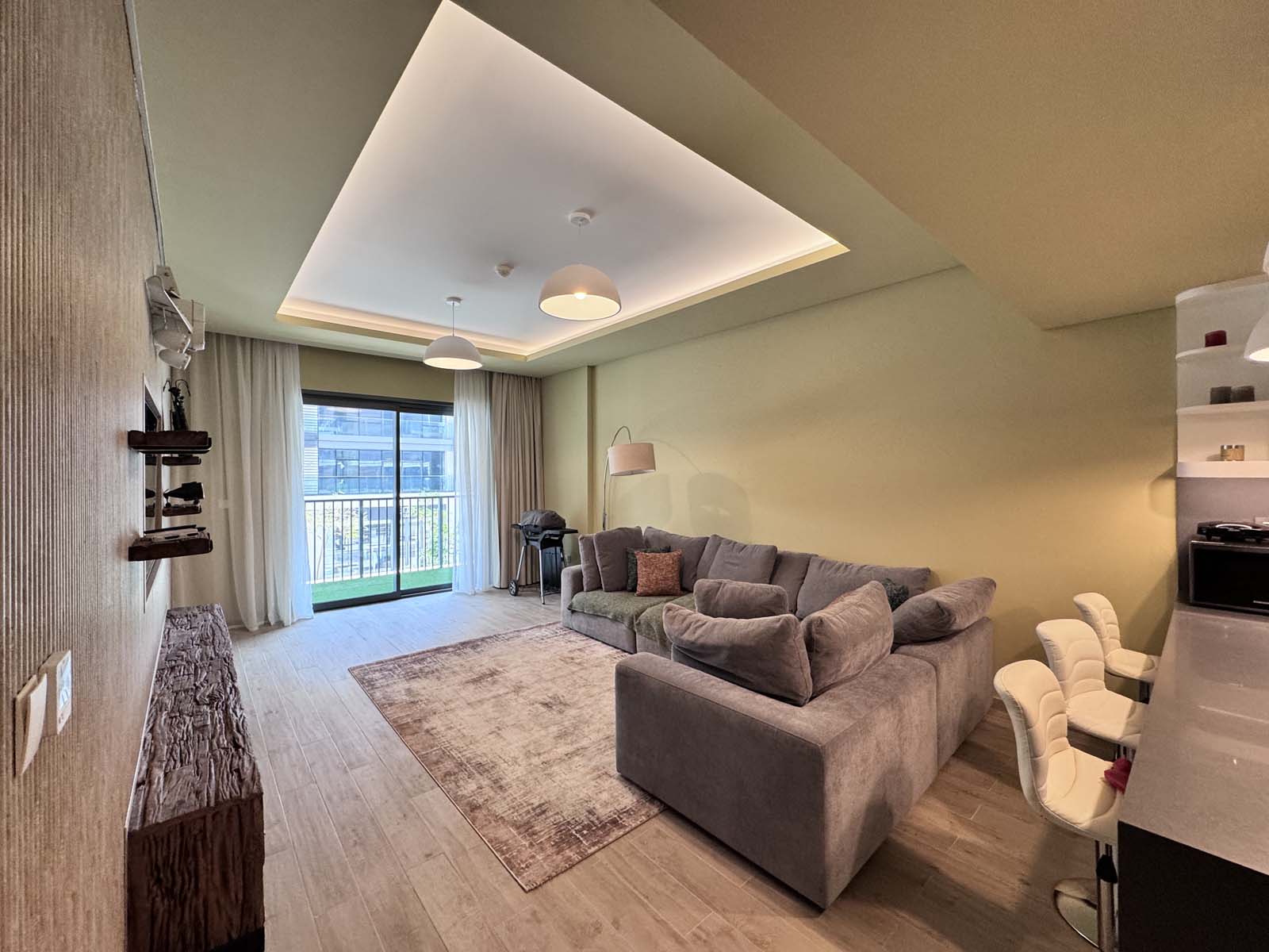 1-BEDROOM APARTMENT FOR SALE IN CENTRAL PARK
