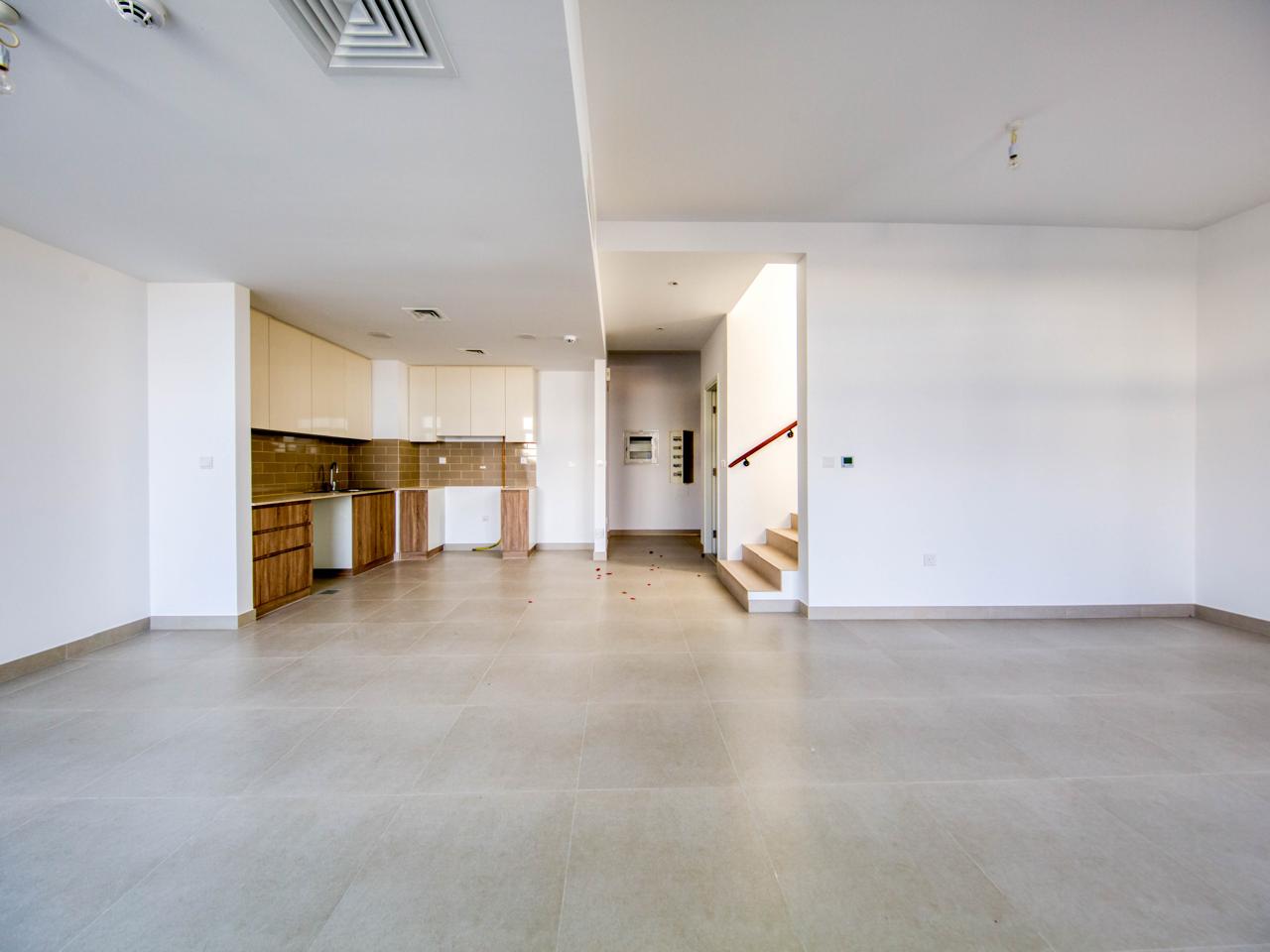 3 BEDROOMS VILLA FOR RENT IN REEM TOWNSQUARE