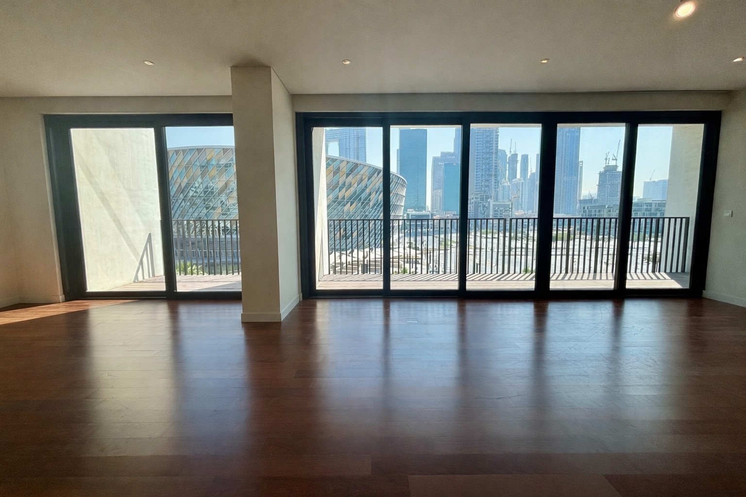 3 СПАЛЬНИ В АРЕНДУ В CITY WALK BUILDING 4