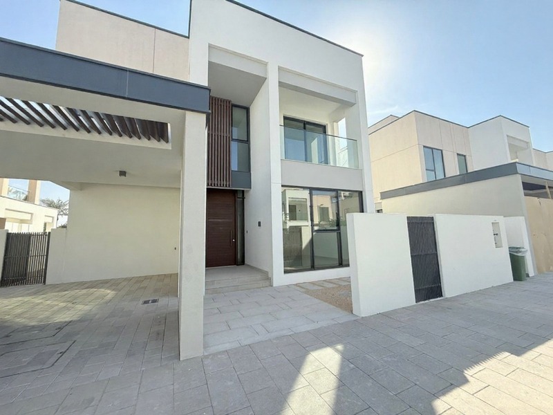 4 BEDROOM VILLA FOR RENT IN CAYA 2