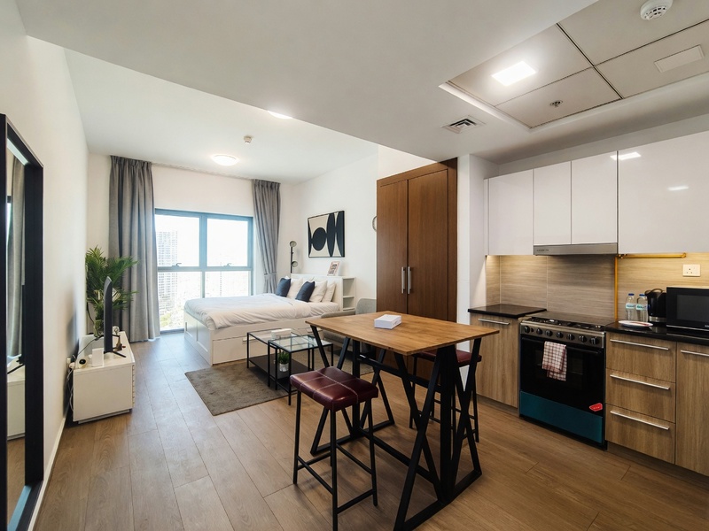 STUDIO APARTMENT FOR RENT IN AKA RESIDENCE