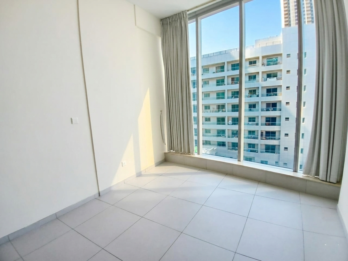2 BEDROOM FOR RENT IN PANORAMIC TOWER, MARINA
