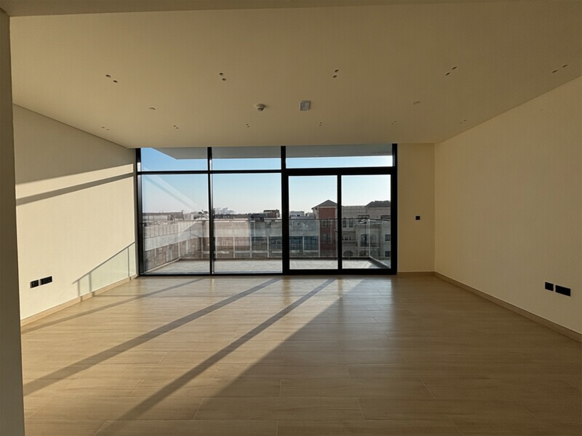 FITTED SPACE OFFICE FOR RENT IN BINGHATTI EMERALD