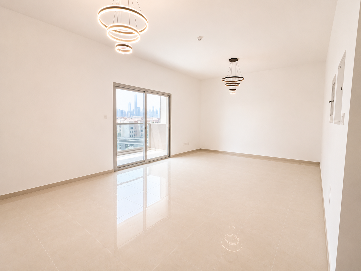 2-комнатная квартира в аренду в Florus Residences