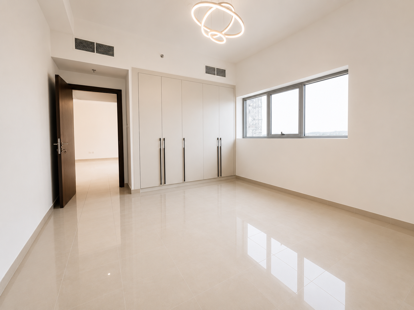 2-комнатная квартира в аренду в Florus Residences