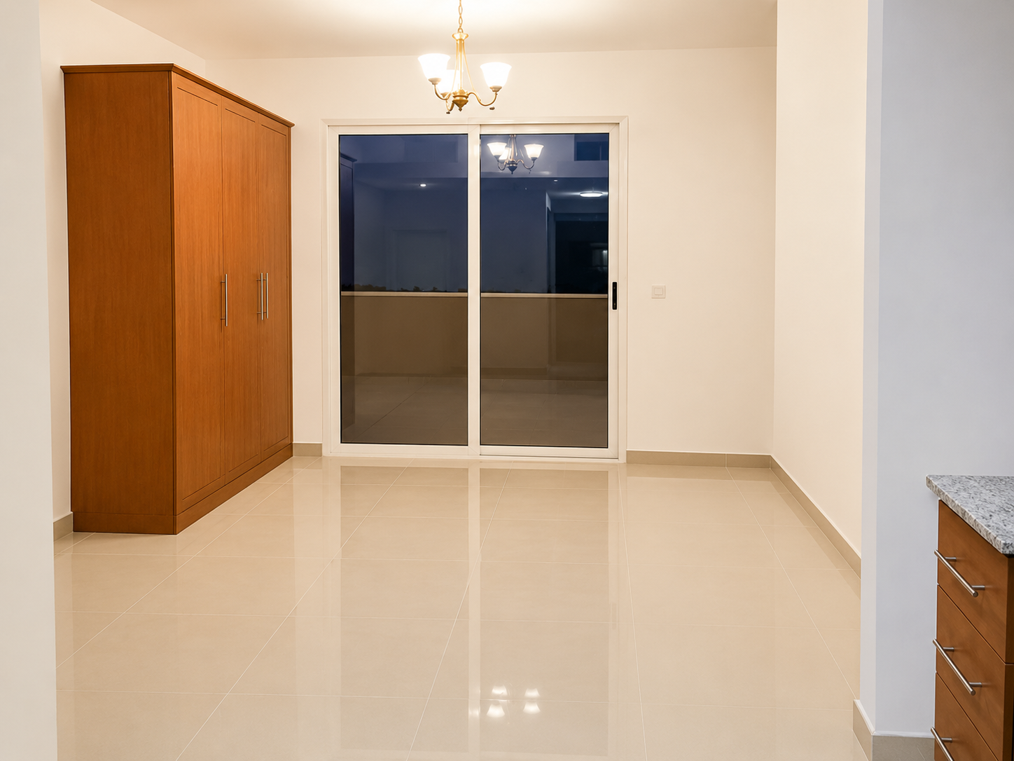 Студия на продажу в Lakeside Tower C