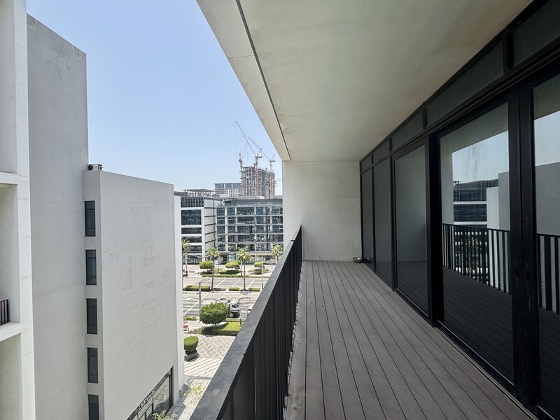 1 BEDROOOM FOR RENT IN CITY WALK BUILDING 4A