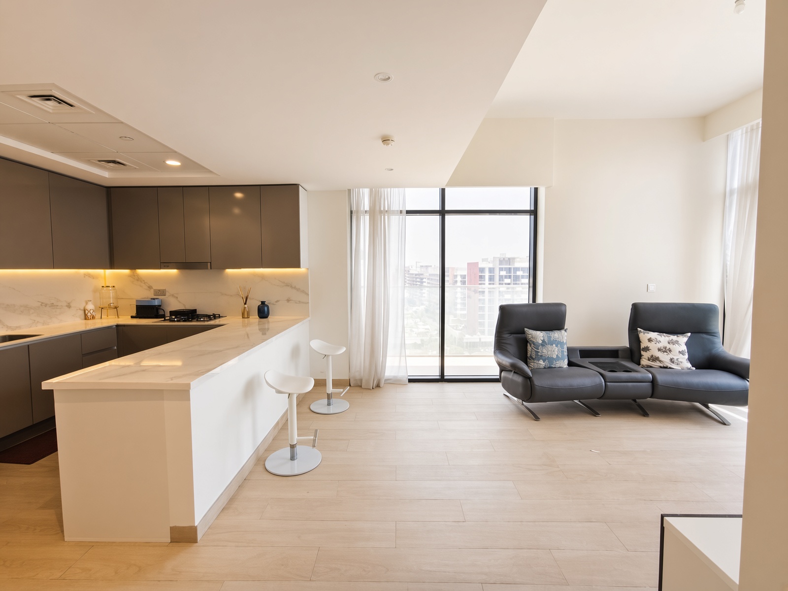 1 BEDROOM FOR SALE IN AZIZI RIVIERA 7, MEYDAN